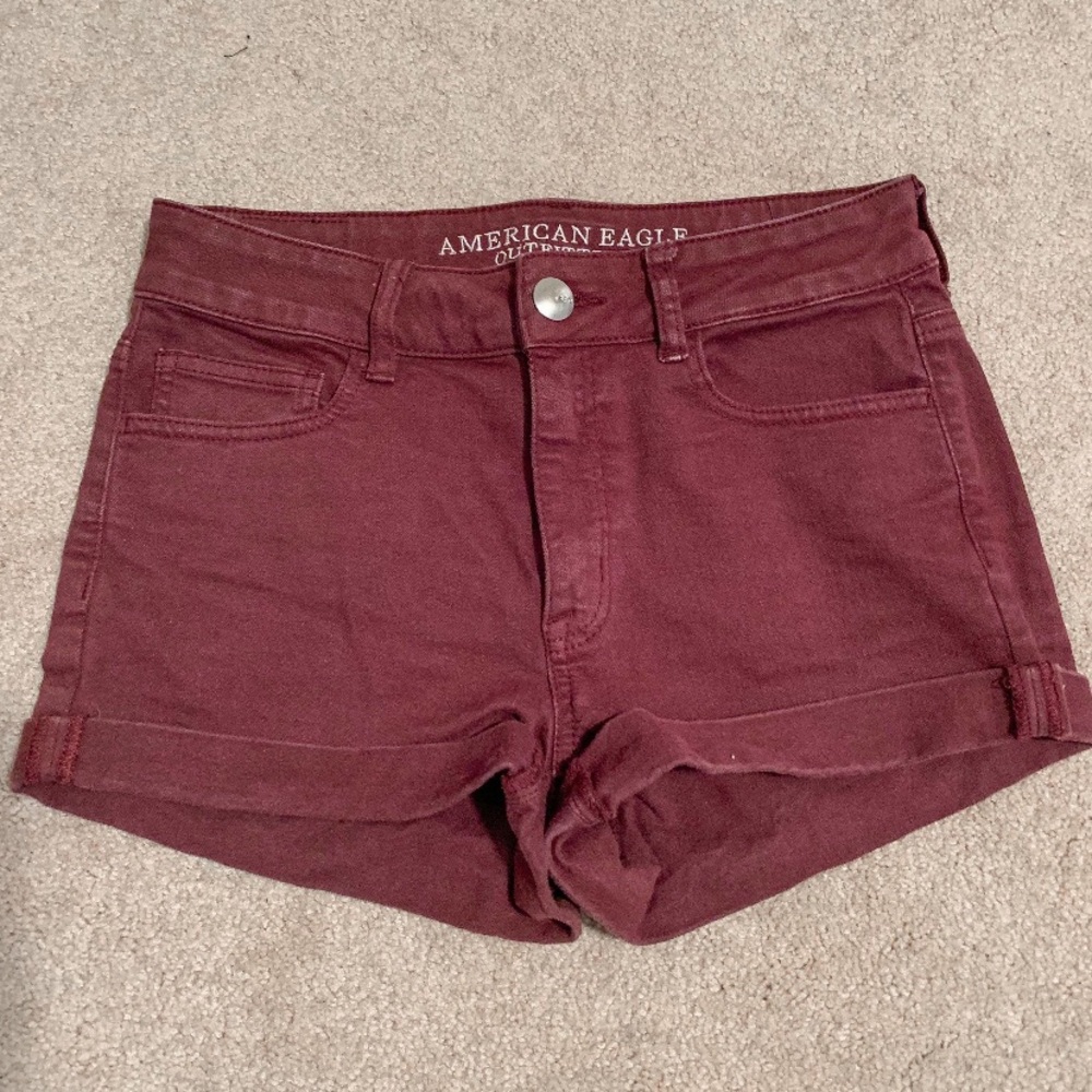 American Eagle Hi Rise Maroon Jean Short